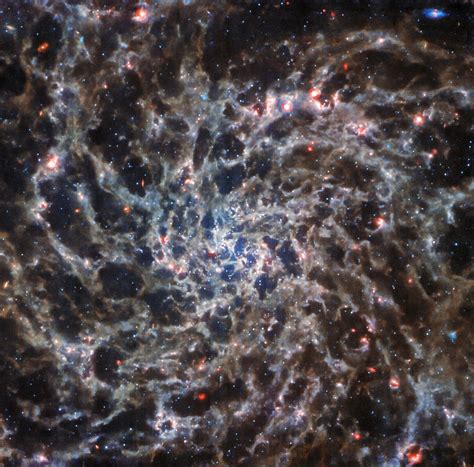James Webb Telescope Captures Mind Blowing Image Of A Spiral Galaxys