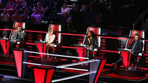 ‘the Voice Season 13s Knockout Round Starts With An Early Steal Hollywood Reporter