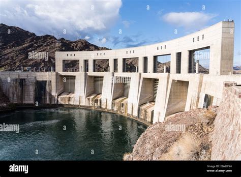 Parker Dam Is A Concrete Arch Gravity Dam Built On The Colorado River