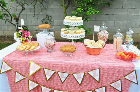 Hello everyone, this is another easy tutorial that is gorgeous and budget friendly for my nephews graduation.dollar tree diy graduation centerpiece for boy/male.enjoy. 35 Memorable 80th Birthday Party Ideas | Table Decorating ...