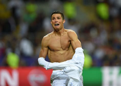 20 top photos from cristiano ronaldo s celebration after scoring pk to win champions league