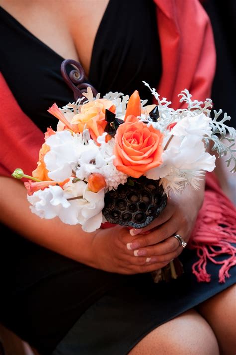 20 Awesome Halloween Wedding Bouquet Ideas Wohh Wedding