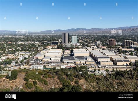 Warner Bros Studio Lot Hi Res Stock Photography And Images Alamy