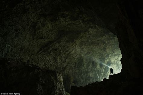 Leye Fengshan Geopark Caves In China Revealed In Stunning Photographs