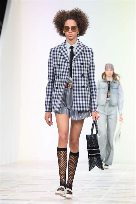 The Best Runway Looks From Paris Fashion Week Aw20 Page 138 Of 157 Fpn