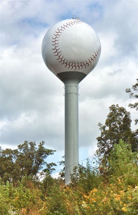 Water Towers On Pinterest Water Tower Columbia South Carolina And
