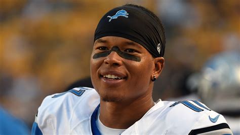 Lions WR Marvin Jones explains why he keeps a jar of pickles in his locker | FOX Sports
