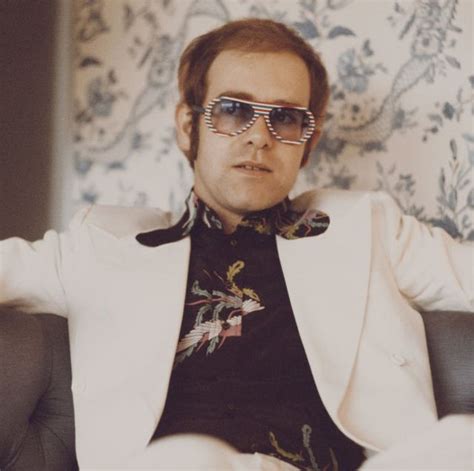 Elton John S Best Outfits Over The Years