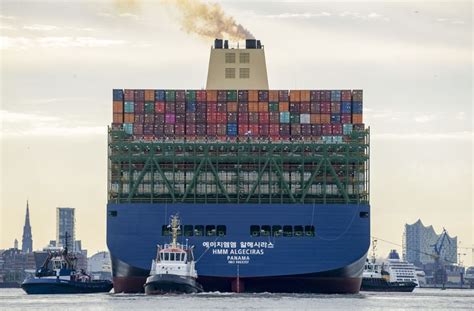 „hmm Algeciras Größtes Containerschiff Der Welt In Hamburg Begrüßt