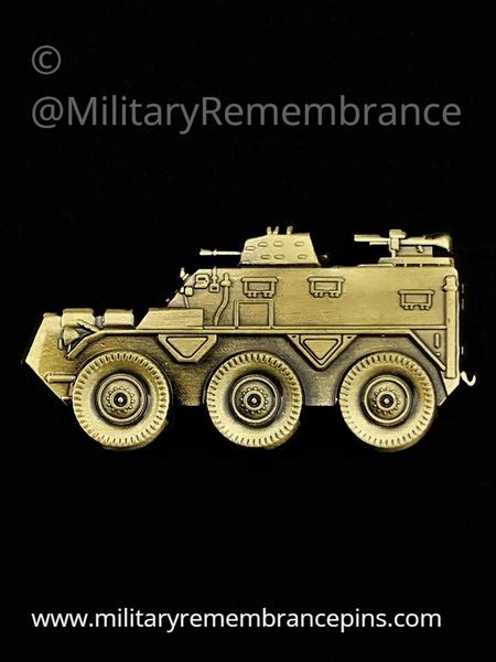 Saracen Fv603 Armoured Personnel Carrier Lapel Pin Military
