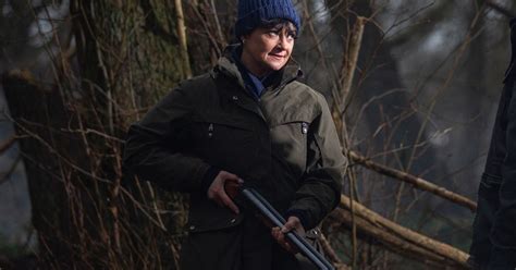 emmerdale lines up gun horror for moira dingle as she makes dramatic return mirror online