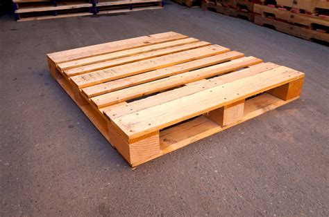 Pallets Manufacturer, Wood & Plastic Pallets Supplier