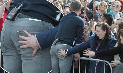 Dermot Gets Groped By A Woman During The X Factor Auditions Daily