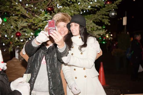 The North End Gets Into The Holiday Spirit With Stroll Boston Herald