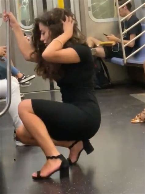 New York Subway Womans Sexy Train Photo Shoot Goes Viral Video The Advertiser