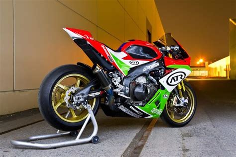 How to custom paint a motorcycle 6 years ago. Custom Aprilia Rsv4 | aprilia rsv4 custom exhaust, aprilia ...