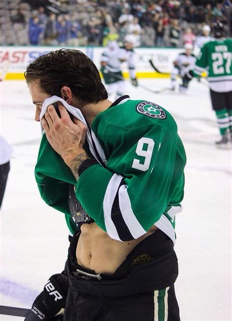 Tyler Seguin Tyler Seguin Hot Hockey Players Dallas Stars Hockey