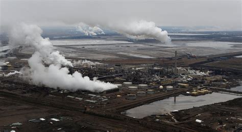 Scientists Discover Oil Sands Pollution Significantly Under Reported