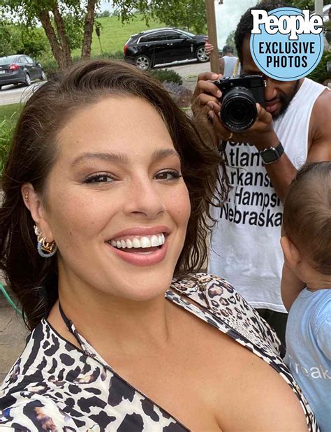 ashley graham embraces her stretch marks in swimsuits for all shoot this is my new mom bod