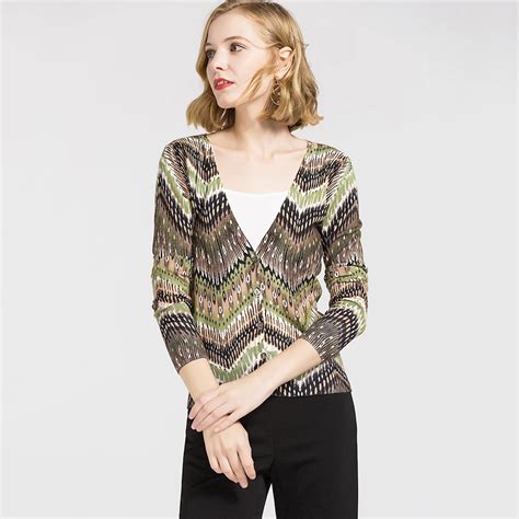 Spring Autumn New Casual Fashion Sweater For Womem V Neck Geometric