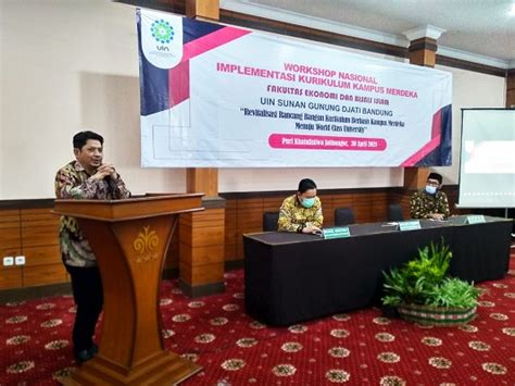 Menuju World Class University Uin Bandung Bersiap Hadapi Kurikulum