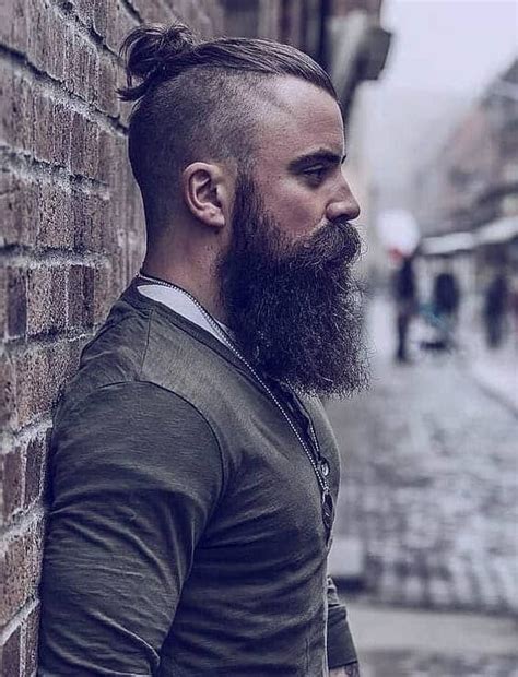 Long On Top Shaved Sides Mens Hairstyles Hairstyle Catalog