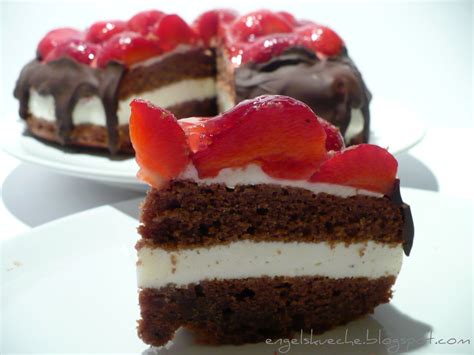 Essen aus Engelchens Küche: Herzige Erdbeer-Mascarpone-Schoko-Torte
