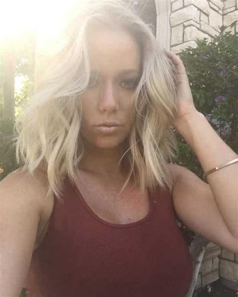 50 kendra wilkinson nude pictures are exotic and exciting to look at