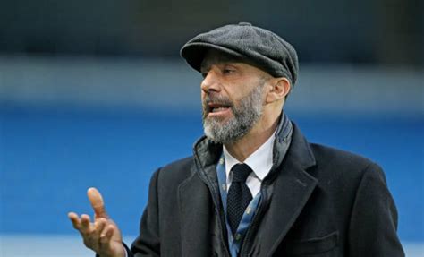 Gianluca vialli sta affrontando una brutta malattia, un terribile cancro al pancreas, ciò nonostante però lui non demorde. Come sta Vialli? Racconta la malattia in tv: Me la sono ...