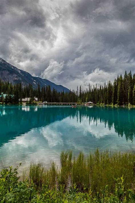Emerald Lake In Yoho National Park Get Inspired Everyday