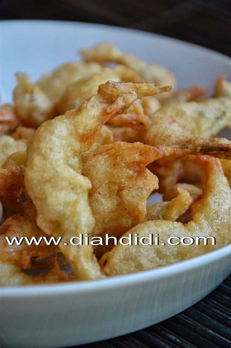 Udang asam manis dengan tekstur yang gurih dan kombinasi antara asam manis bisa menjadi candu tersendiri. Diah Didi's Kitchen: Udang Goreng Tepung Asam Manis