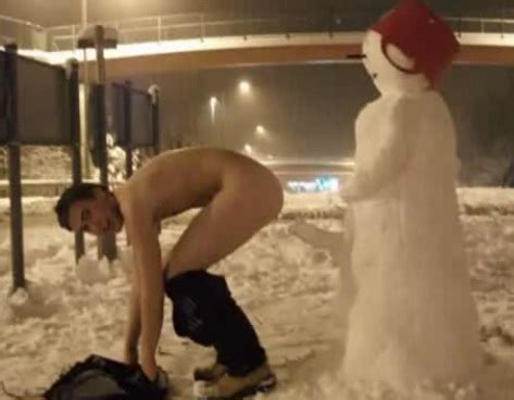 Naked Hot Guys Pictures And Videos Of Nude Straight Men Snowman Penis