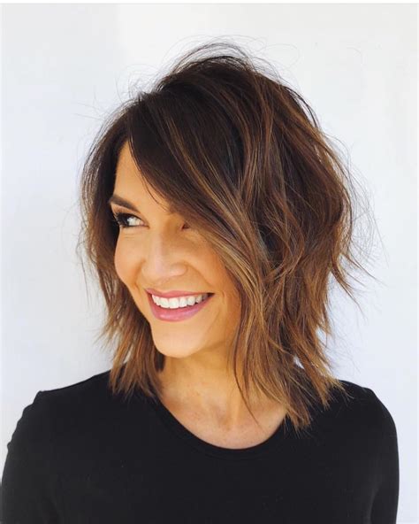 Shoulder length haircuts are very flattering, especially when we don't care about the perfection. 10 Trendy Everyday Shoulder Length Hairstyles - Wome ...