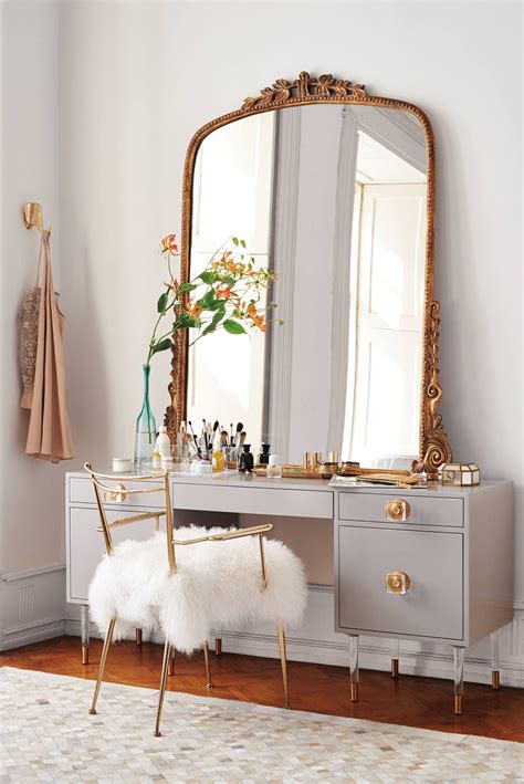 For The Beauty Room 10 Of Our Favorite Modern Makeup Vanity Tables