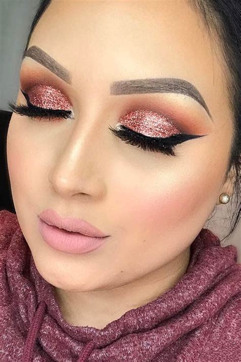 45 Top Rose Gold Makeup Ideas To Look Like A Goddess Rose Gold Eye Makeup Rose Gold Makeup