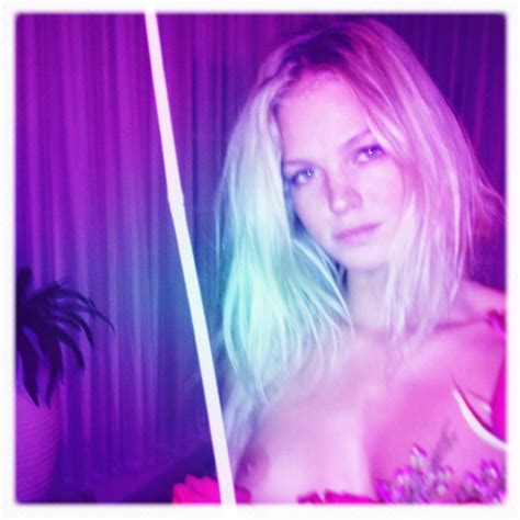 Naked Erin Heatherton In 2014 Icloud Leak The Second Cumming