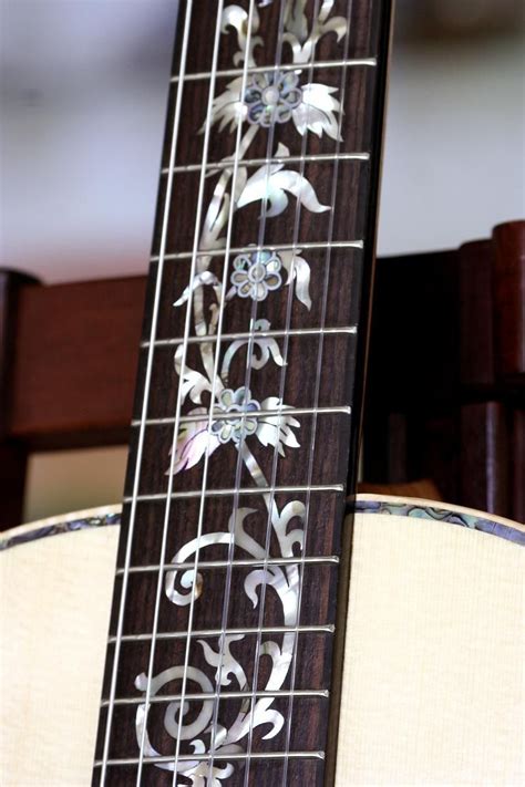 Flower And Vine Inlay Guitar Inlay Beautiful Guitars Guitar Design