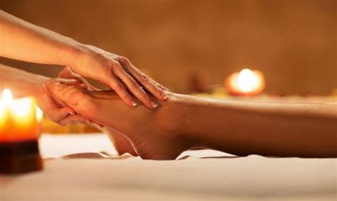 10 Amazing Health Benefits Of Padabhyanga Ayurvedic Foot Massage
