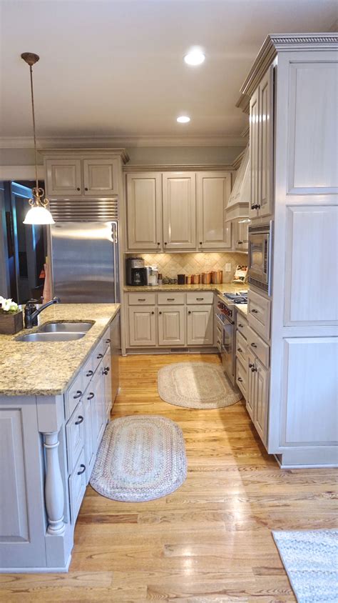 Glazing can be used to bring out the details on cabinetry and is especially popular for creating a beautiful, antique look to kitchen cabinets. Painted & Glazed Cabinets allows for the wood details to show and highlights them. | Update ...