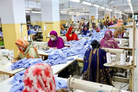 T N Ninan Bangladesh May Overtake India This Year Business