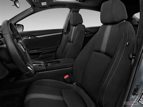 2018 Honda Civic Hatchback Interior Images