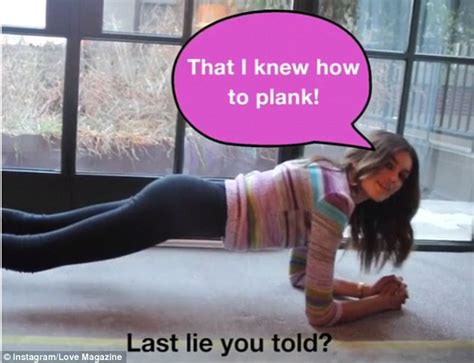 Kaia Gerber Holds A Plank While Answering 20 Questions Daily Mail Online