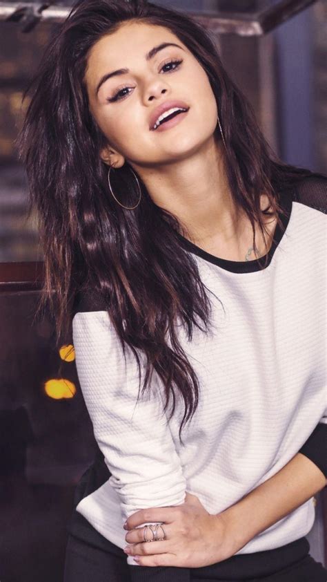 Selena Gomez Mobile Wallpapers Top Free Selena Gomez Mobile