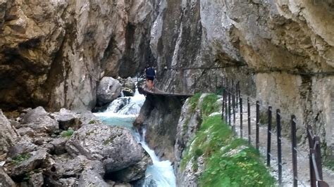 Programme für einen unvergesslichen urlaub. Höllentalklamm an der Zugspitze - YouTube