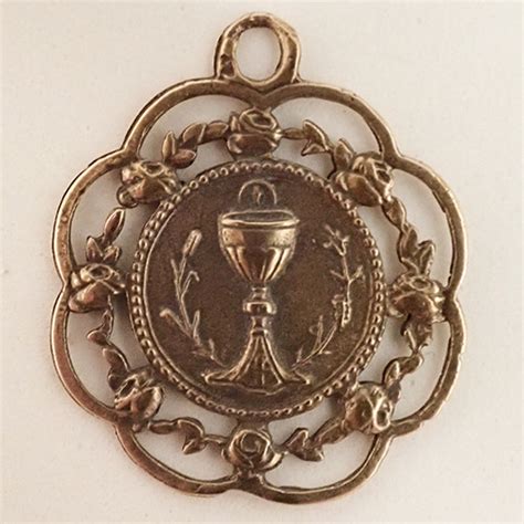 Vintage Filigree Holy Eucharist Medal