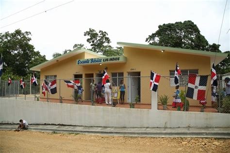 Valrhona Builds School For Local Children In Dominican Republic
