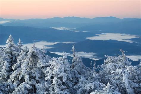 What Makes Gatlinburg The Best Place For A Winter Group Vacation
