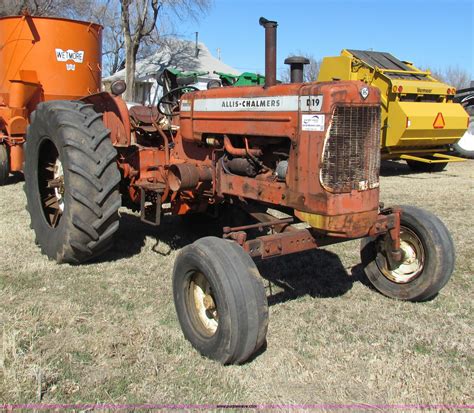 Allis Chalmers D19 Tractor In Conway Springs Ks Item I7479 Sold