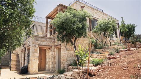 180 m² · 2.583 €/m² · 7 zimmer · 3 bäder · haus · garten · terrasse · zweifamilienhaus · garage. Israel's eco-houses move towards the mainstream - ISRAEL21c