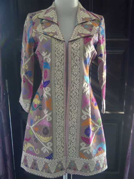 Jual kain bahan batik kain batik khas pekalongan jarik. Kain Songket Bali | Model pakaian guru, Pakaian kerja ...